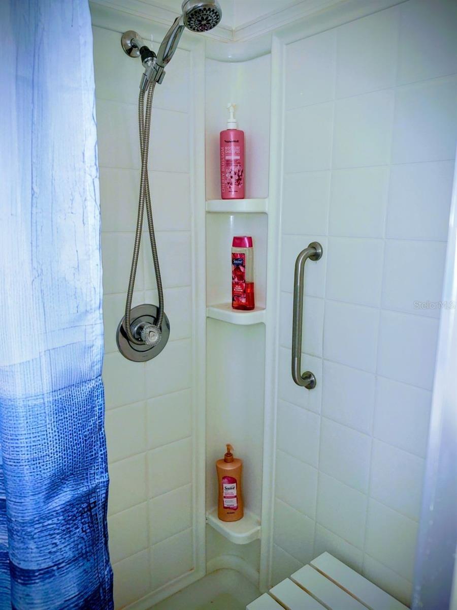 BANBURY VILLAGE CONDO - Residential