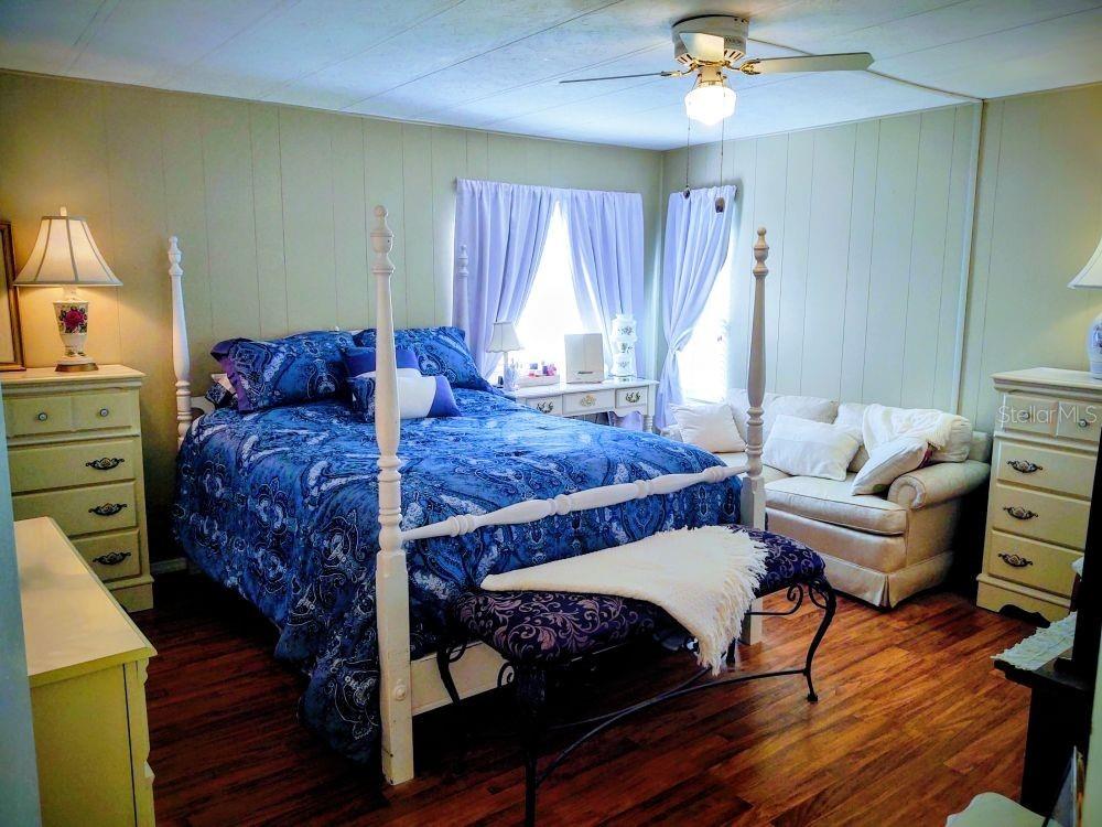 BANBURY VILLAGE CONDO - Residential