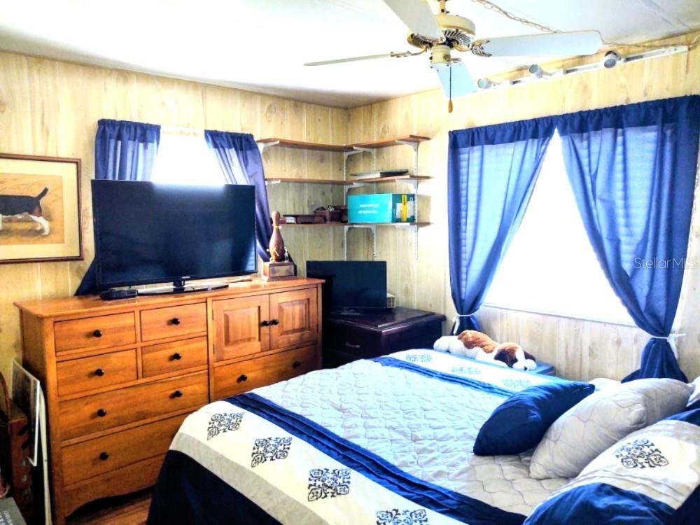 BANBURY VILLAGE CONDO - Residential