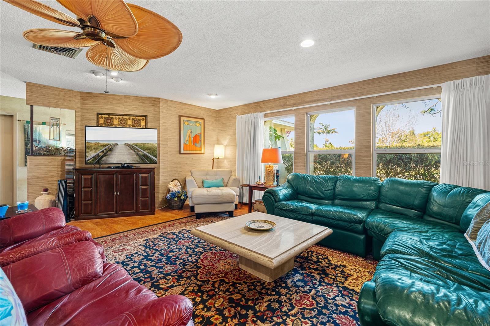 COUNTRY CLUB HEIGHTS FIRST ADD - Residential