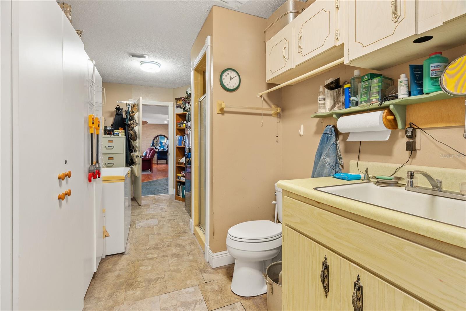 COUNTRY CLUB HEIGHTS FIRST ADD - Residential