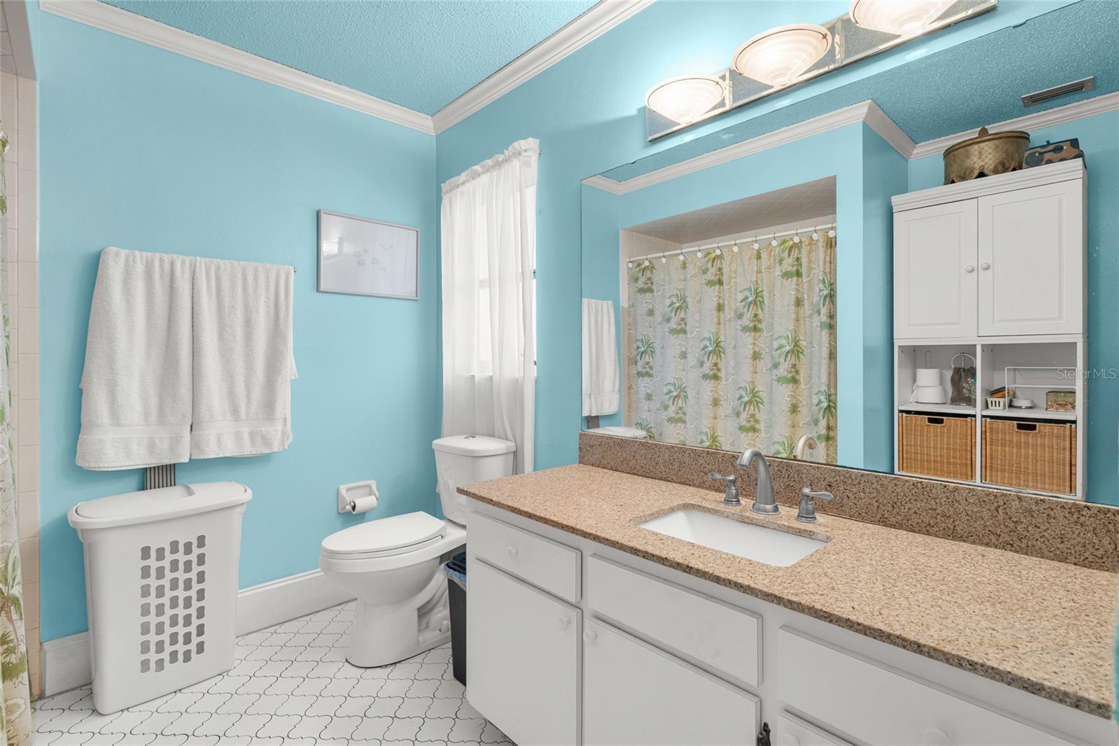 COUNTRY CLUB HEIGHTS FIRST ADD - Residential