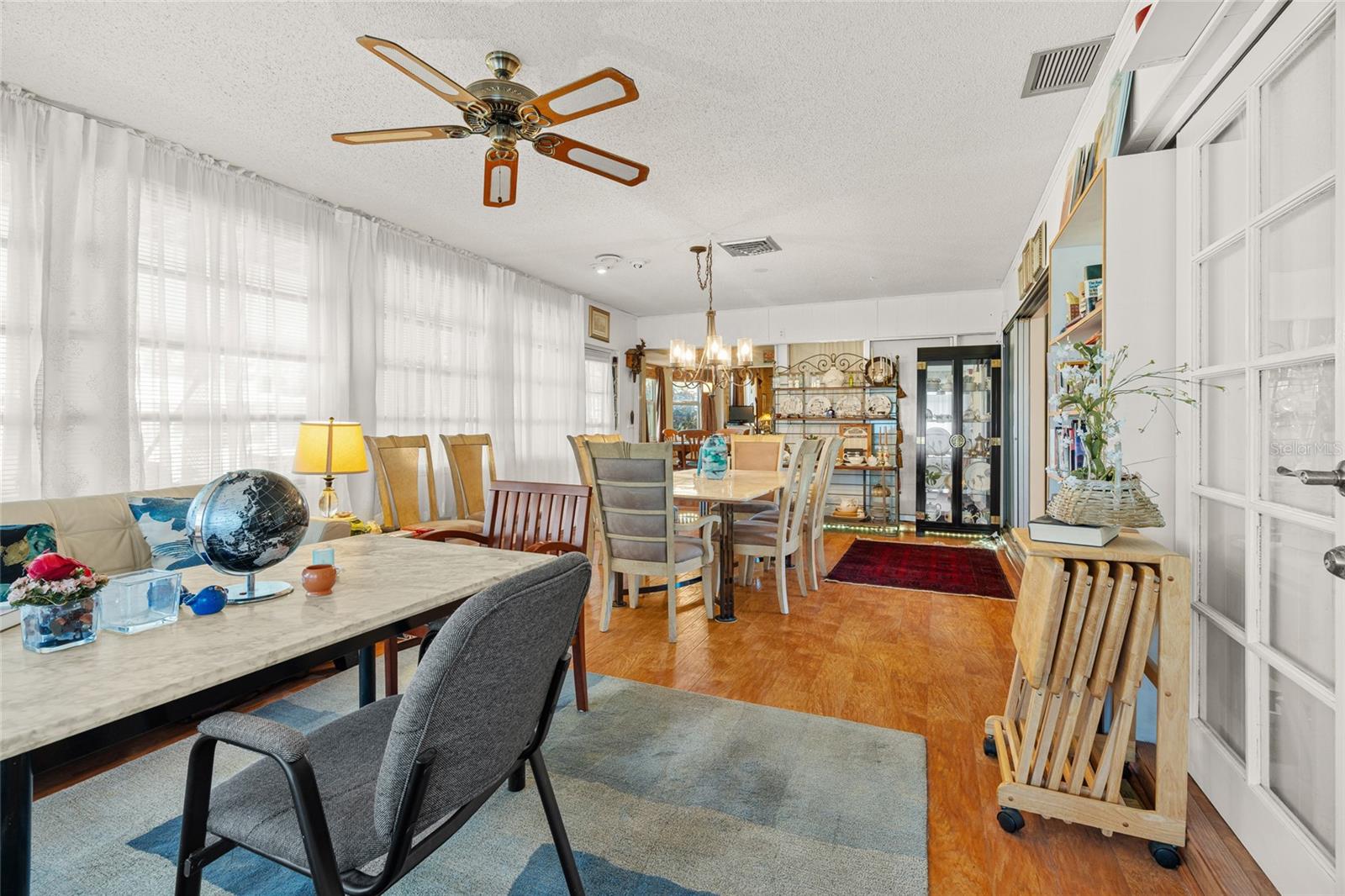 COUNTRY CLUB HEIGHTS FIRST ADD - Residential