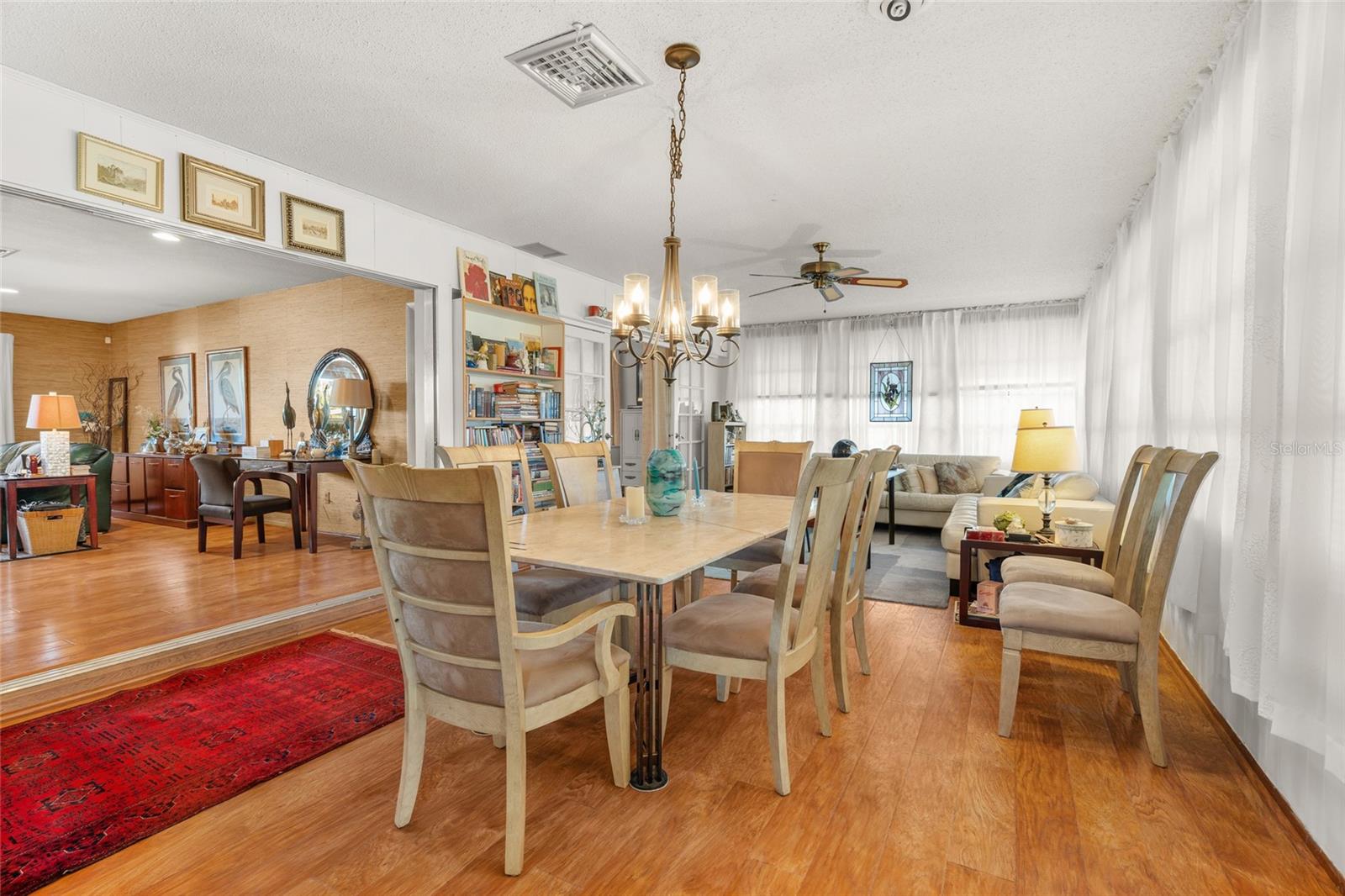 COUNTRY CLUB HEIGHTS FIRST ADD - Residential