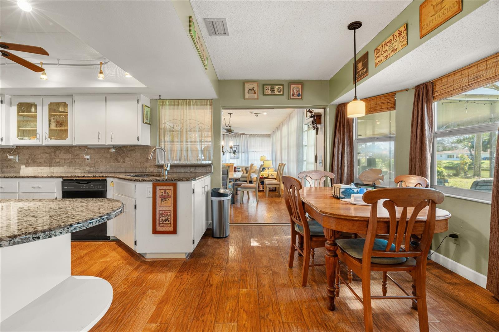 COUNTRY CLUB HEIGHTS FIRST ADD - Residential