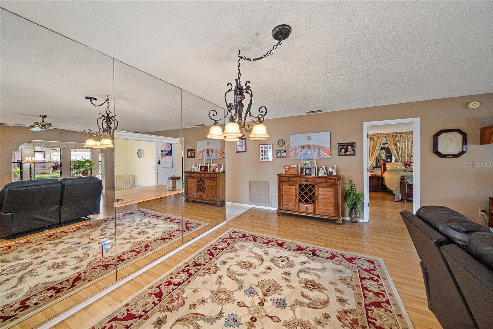 VILLAGE OAKS SEC C - Residential