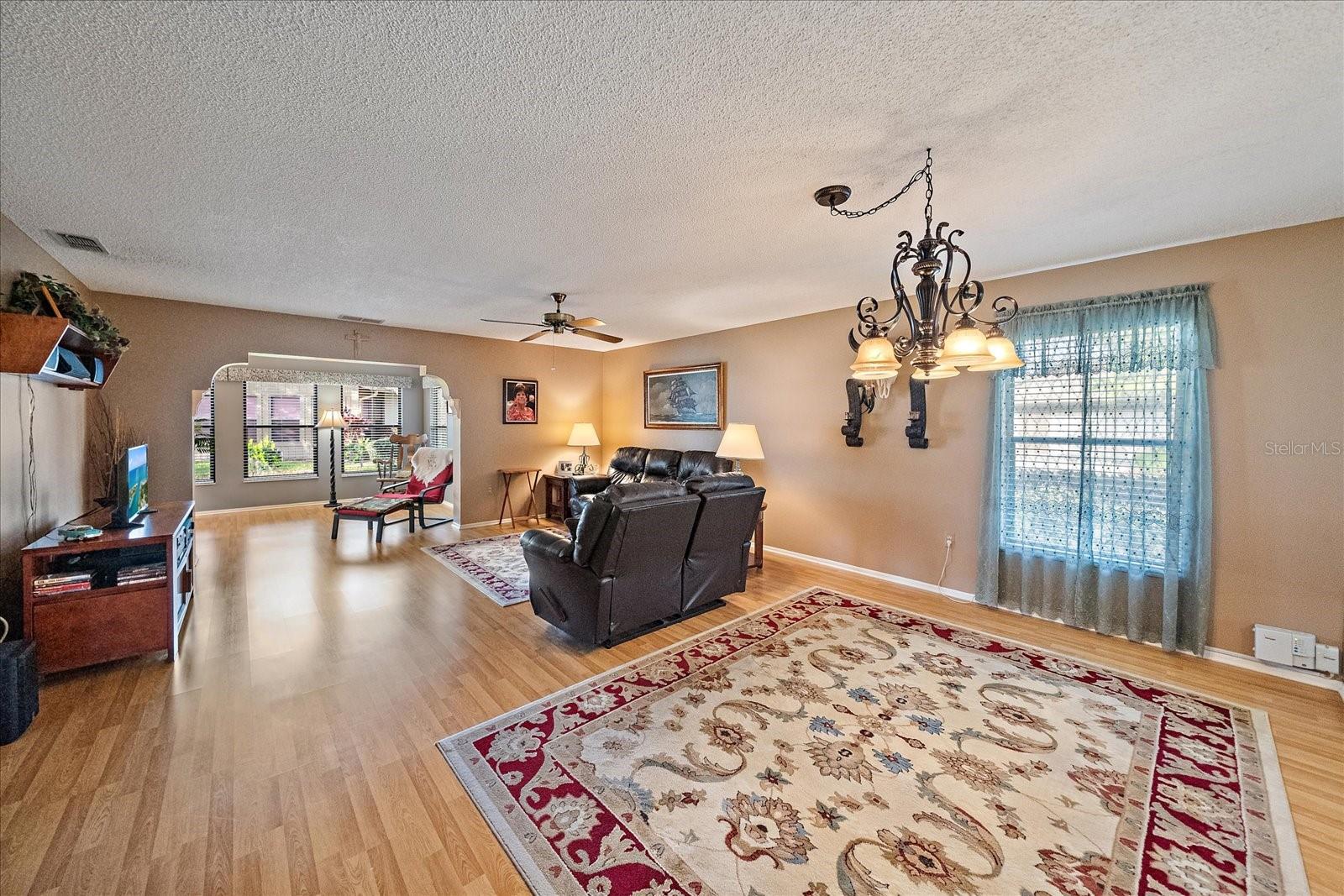 VILLAGE OAKS SEC C - Residential