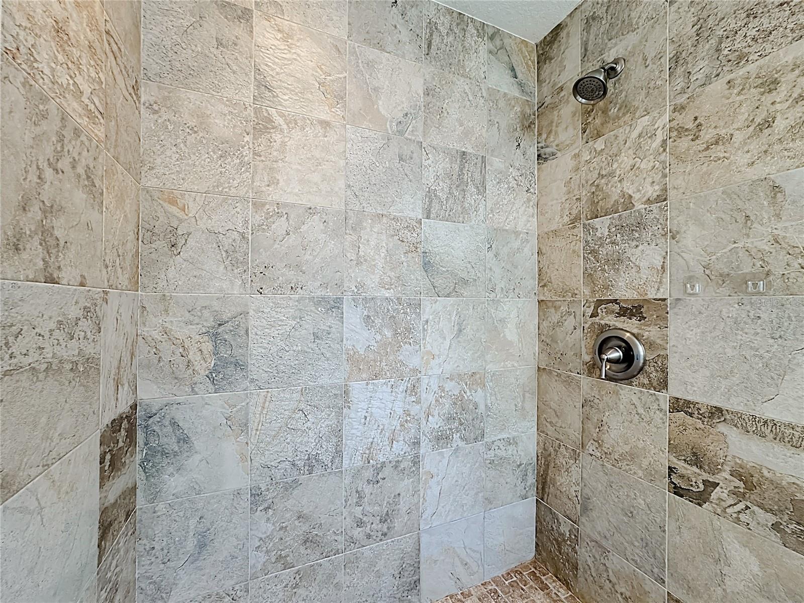 BILTMORE SHORES SEC 02 - Residential