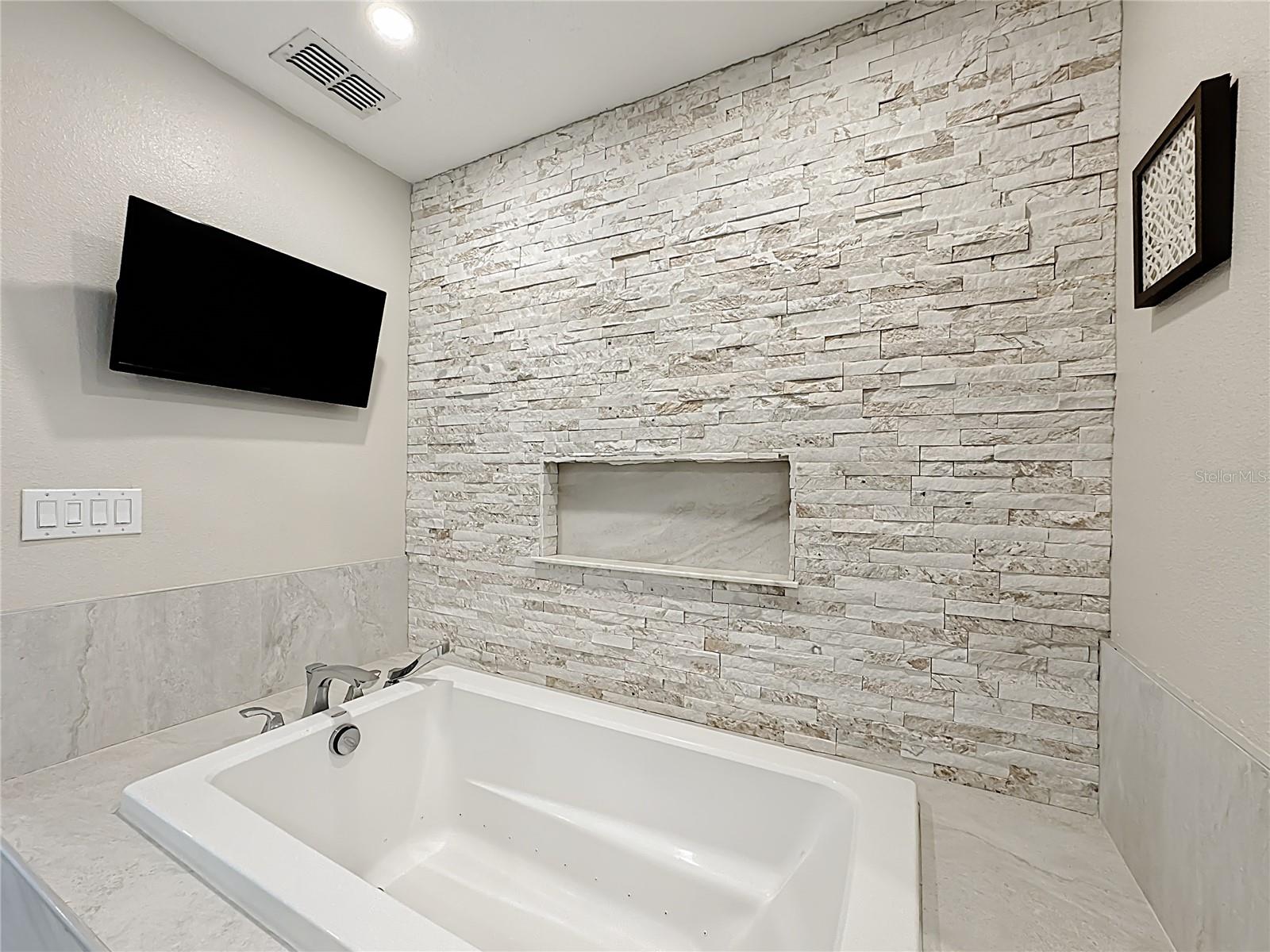 BILTMORE SHORES SEC 02 - Residential