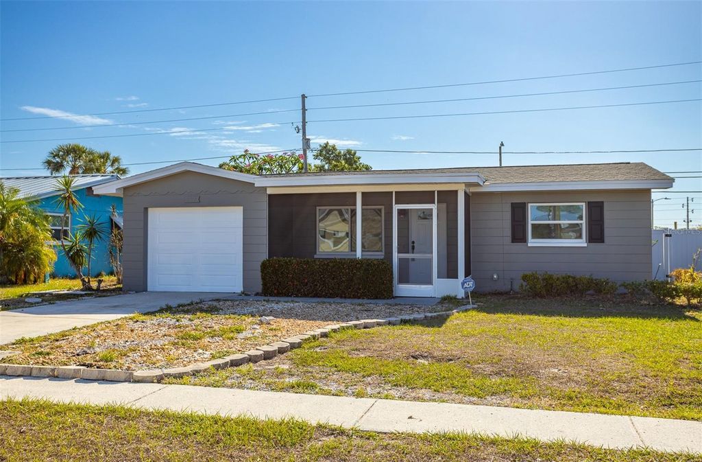 Photo of 9317 Crestview Street, Seminole, FL 33772 (MLS # TB8501460)