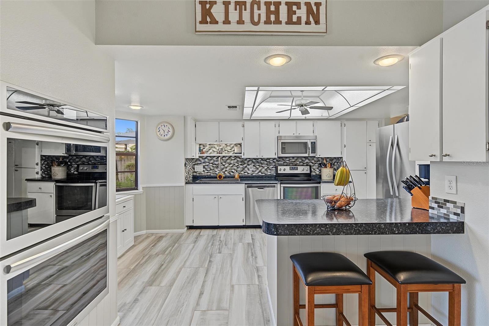 2437 FIELDCREST COURT