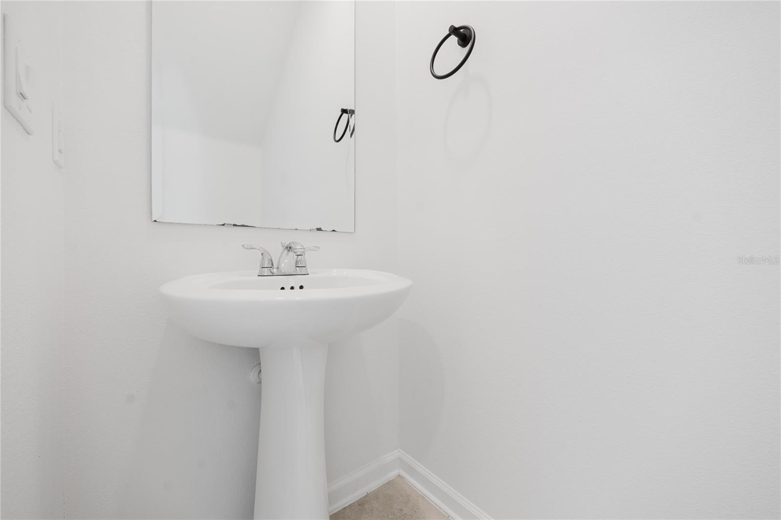ARDEN PARK NORTH PH 4 - Residential Lease