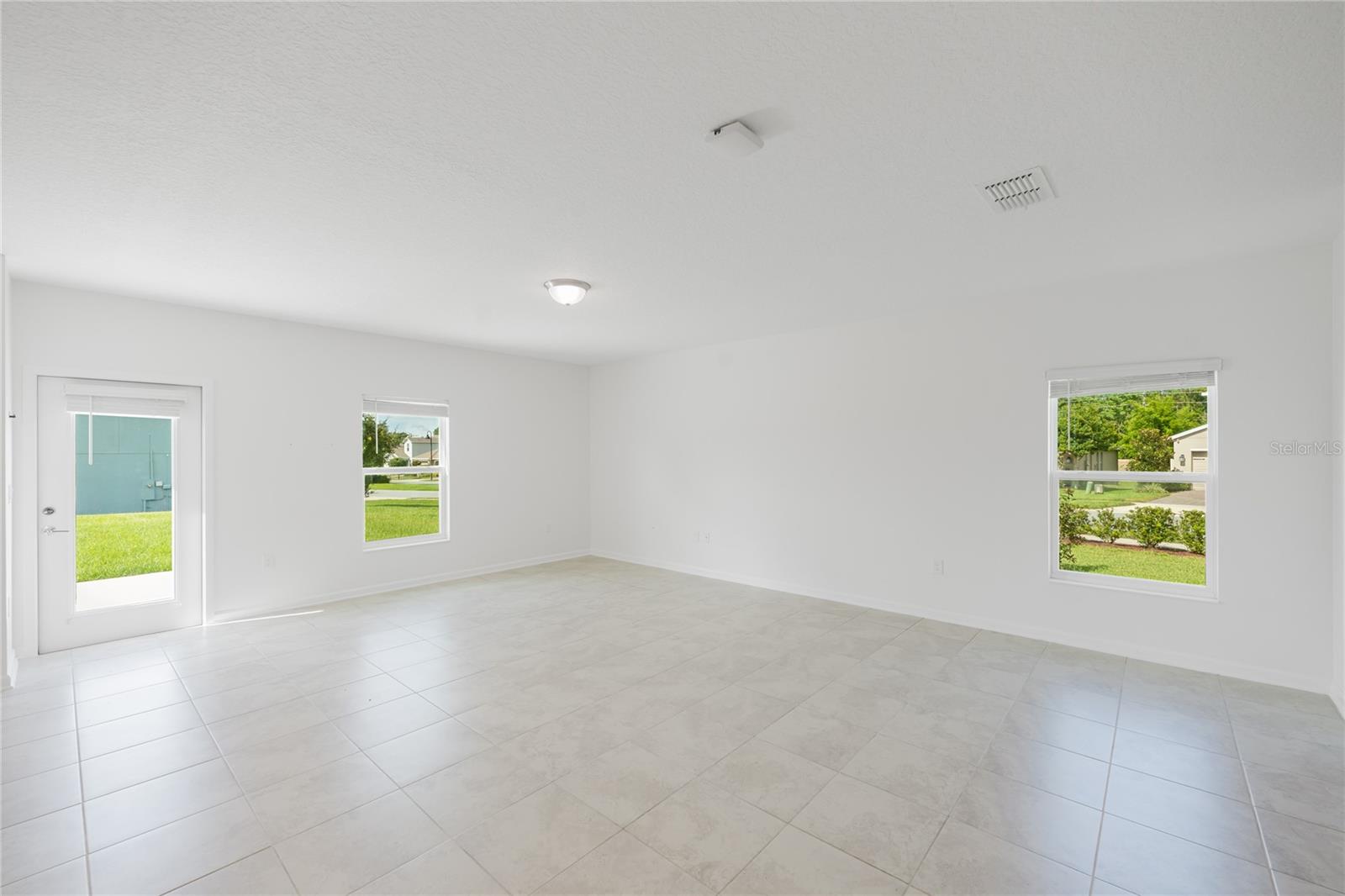 ARDEN PARK NORTH PH 4 - Residential Lease