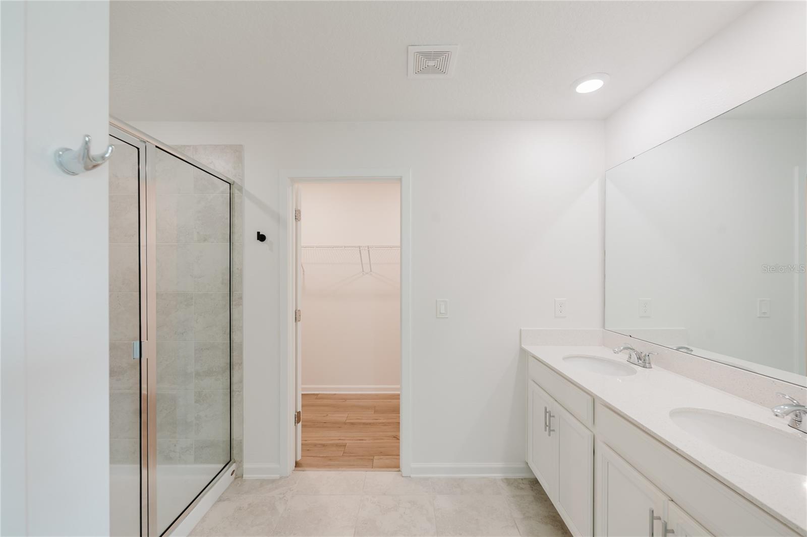 ARDEN PARK NORTH PH 4 - Residential Lease