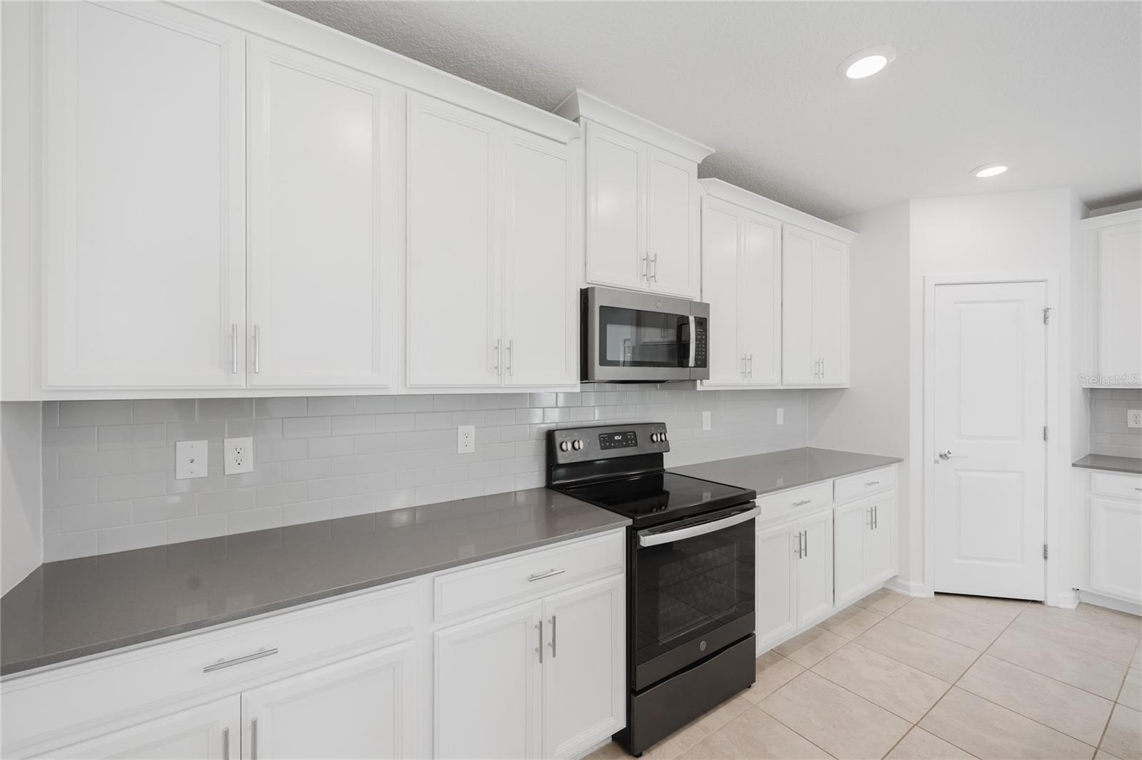 ARDEN PARK NORTH PH 4 - Residential Lease