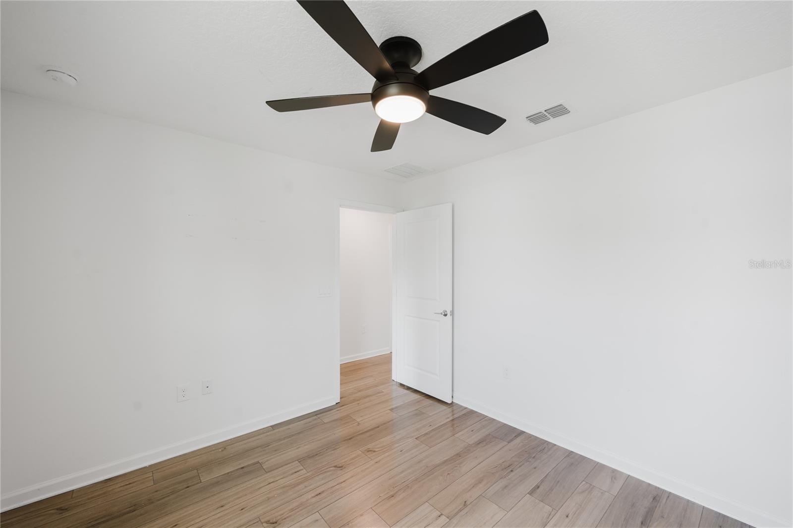 ARDEN PARK NORTH PH 4 - Residential Lease