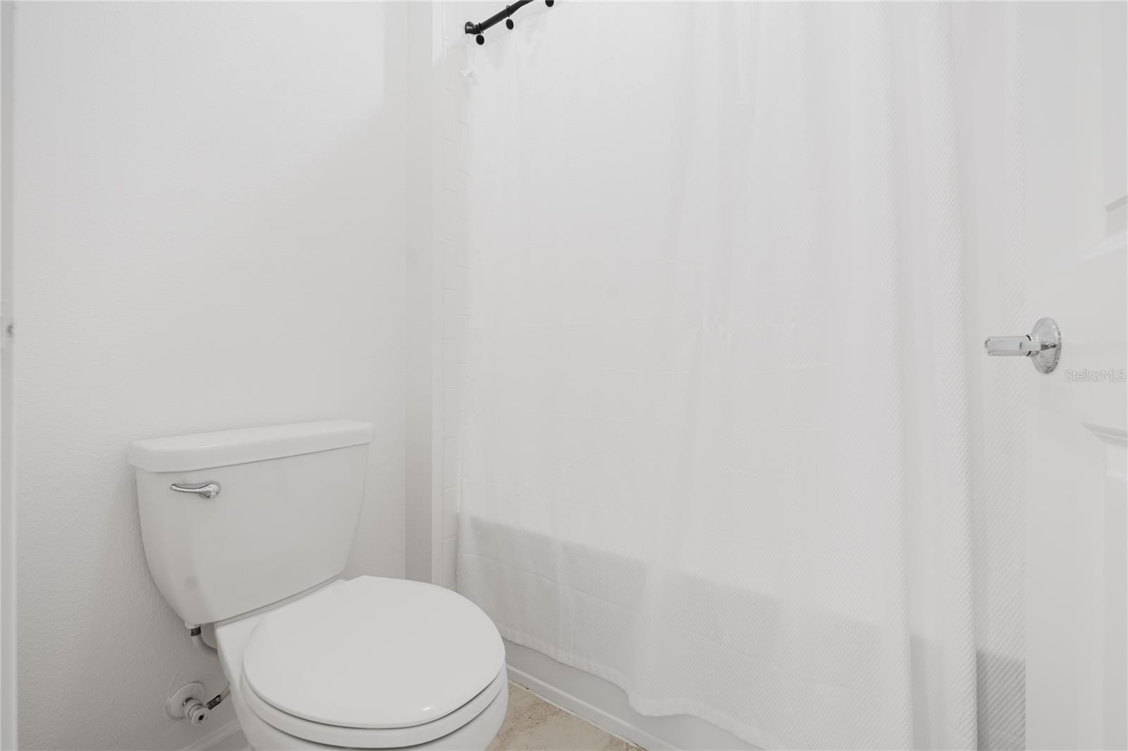 ARDEN PARK NORTH PH 4 - Residential Lease