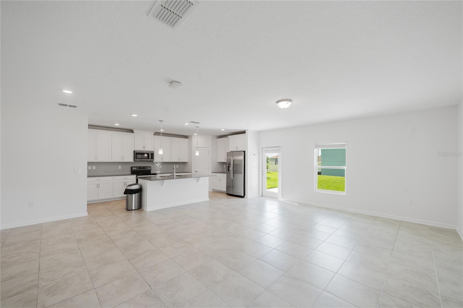 ARDEN PARK NORTH PH 4 - Residential Lease