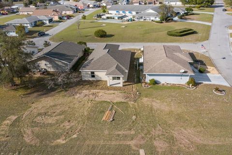 A home in FLORAL CITY