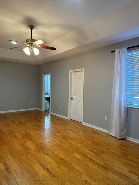 Tiny photo for 1735 Southern Oak Loop, Minneola, FL 34715 (MLS # G5119233)