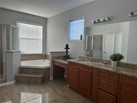 Tiny photo for 1735 Southern Oak Loop, Minneola, FL 34715 (MLS # G5119233)