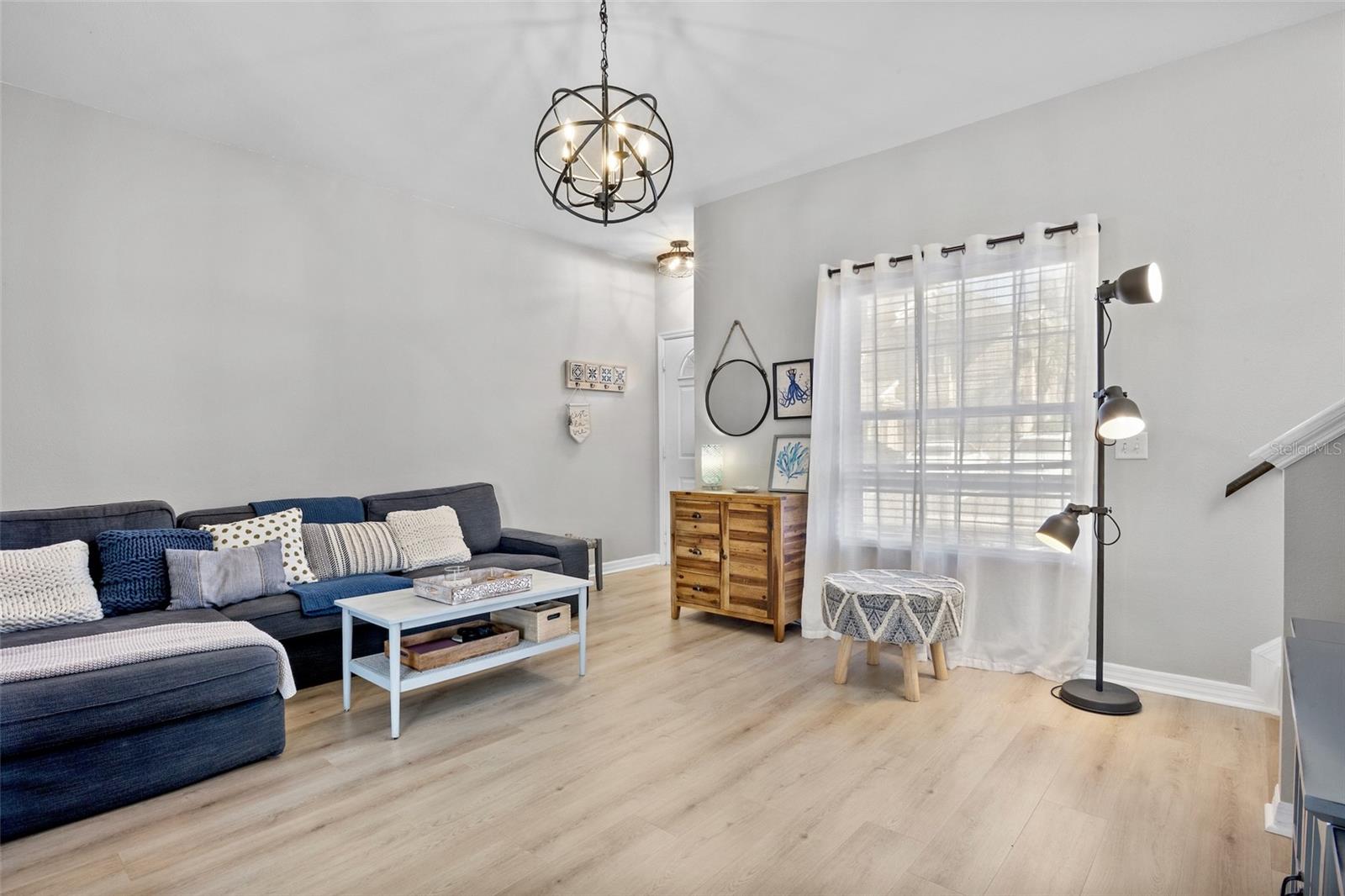 7589 PLANTATION CIRCLE