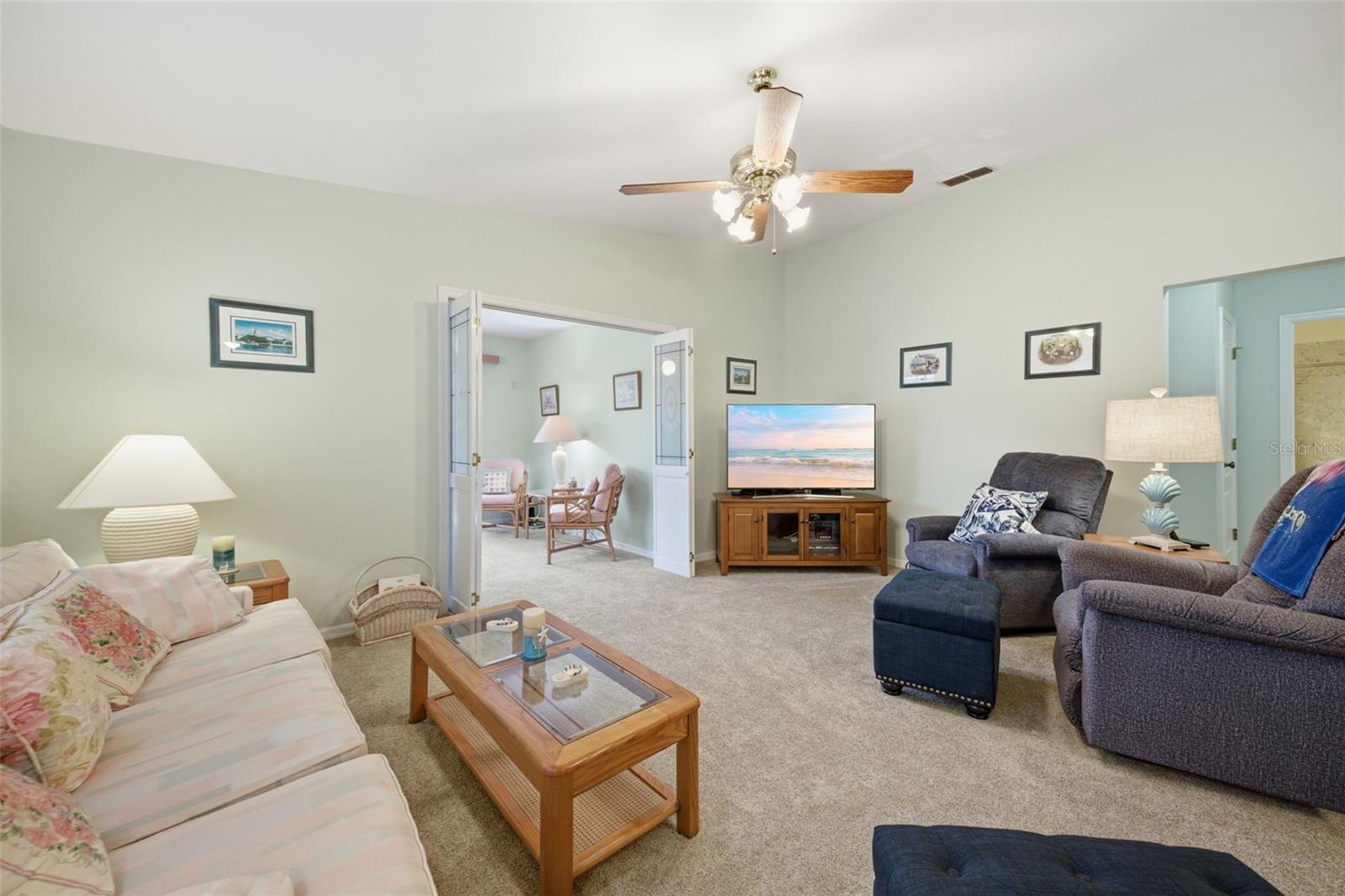 WEDGEWOOD MANOR PH 01 02 - Residential