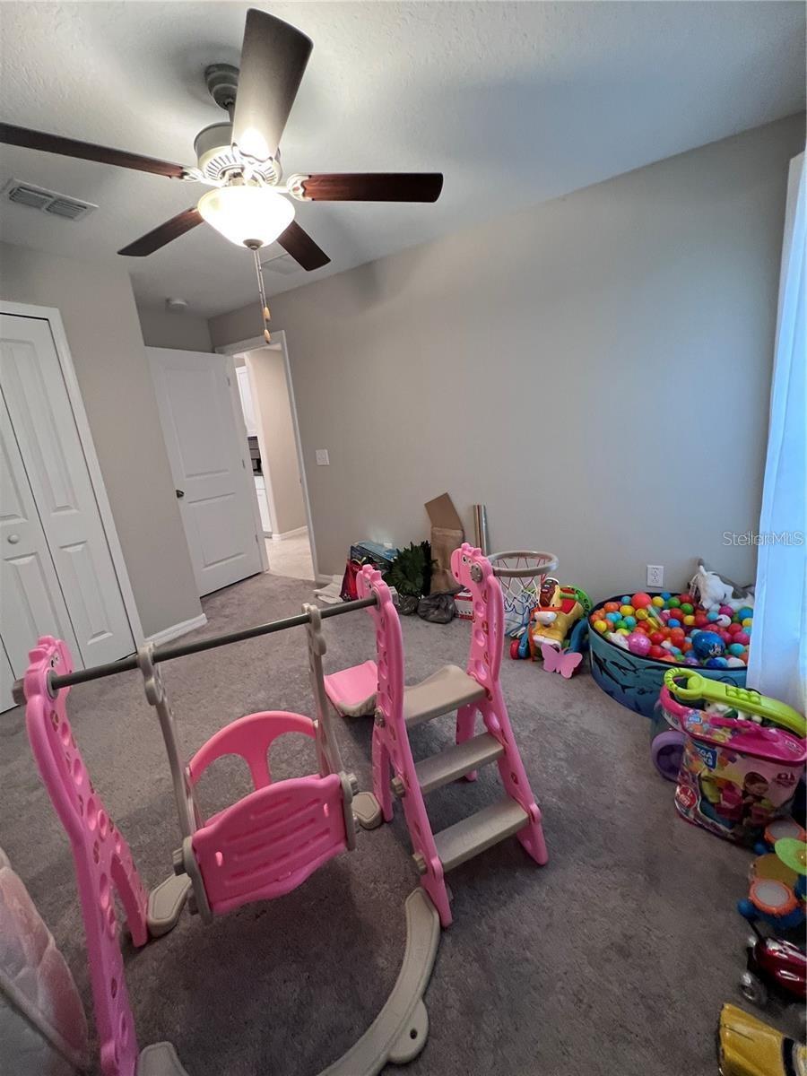 EPPERSON NORTH VILLAGE E-2 - Residential Lease