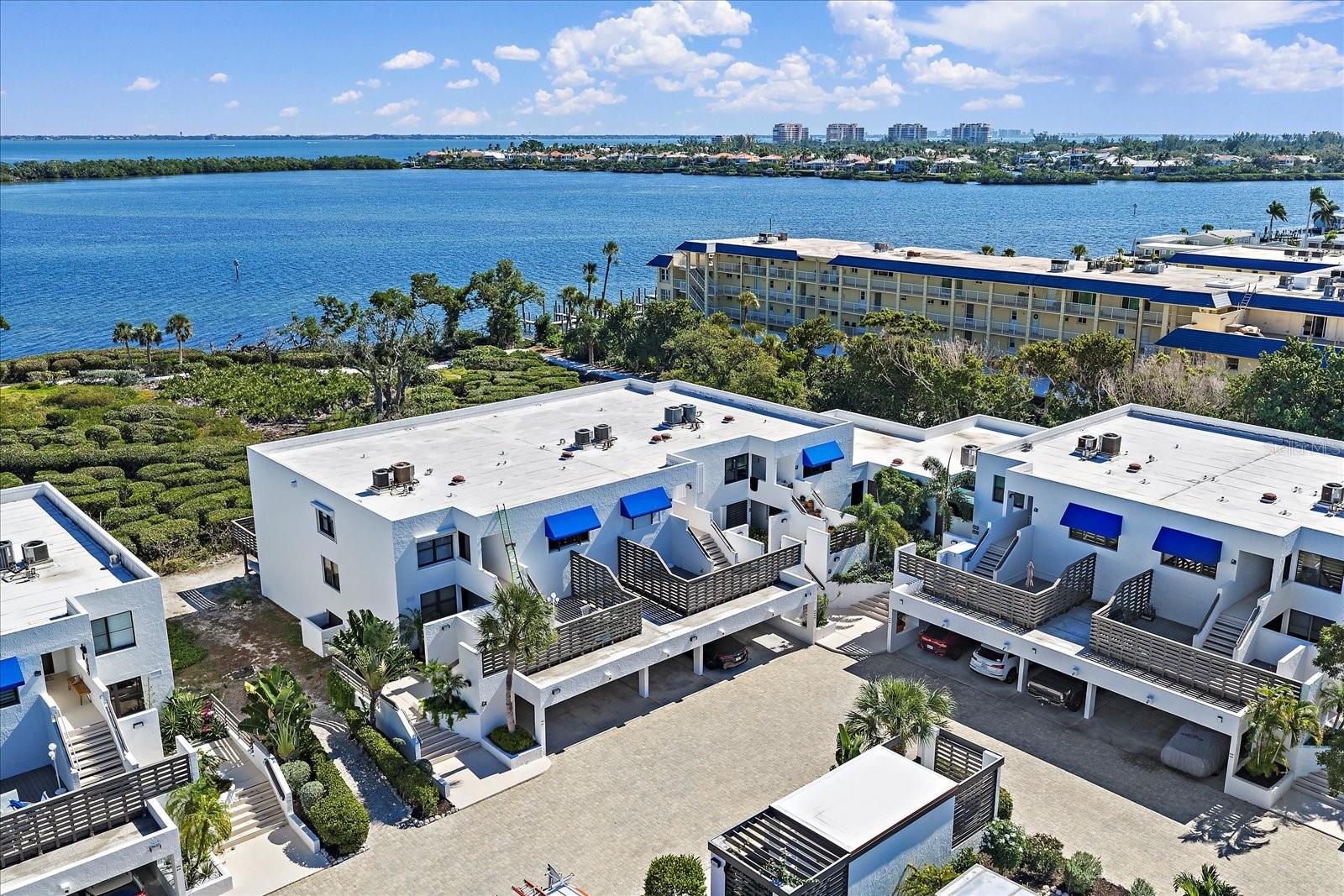 BAYPORT BCH & TEN PH E - Residential