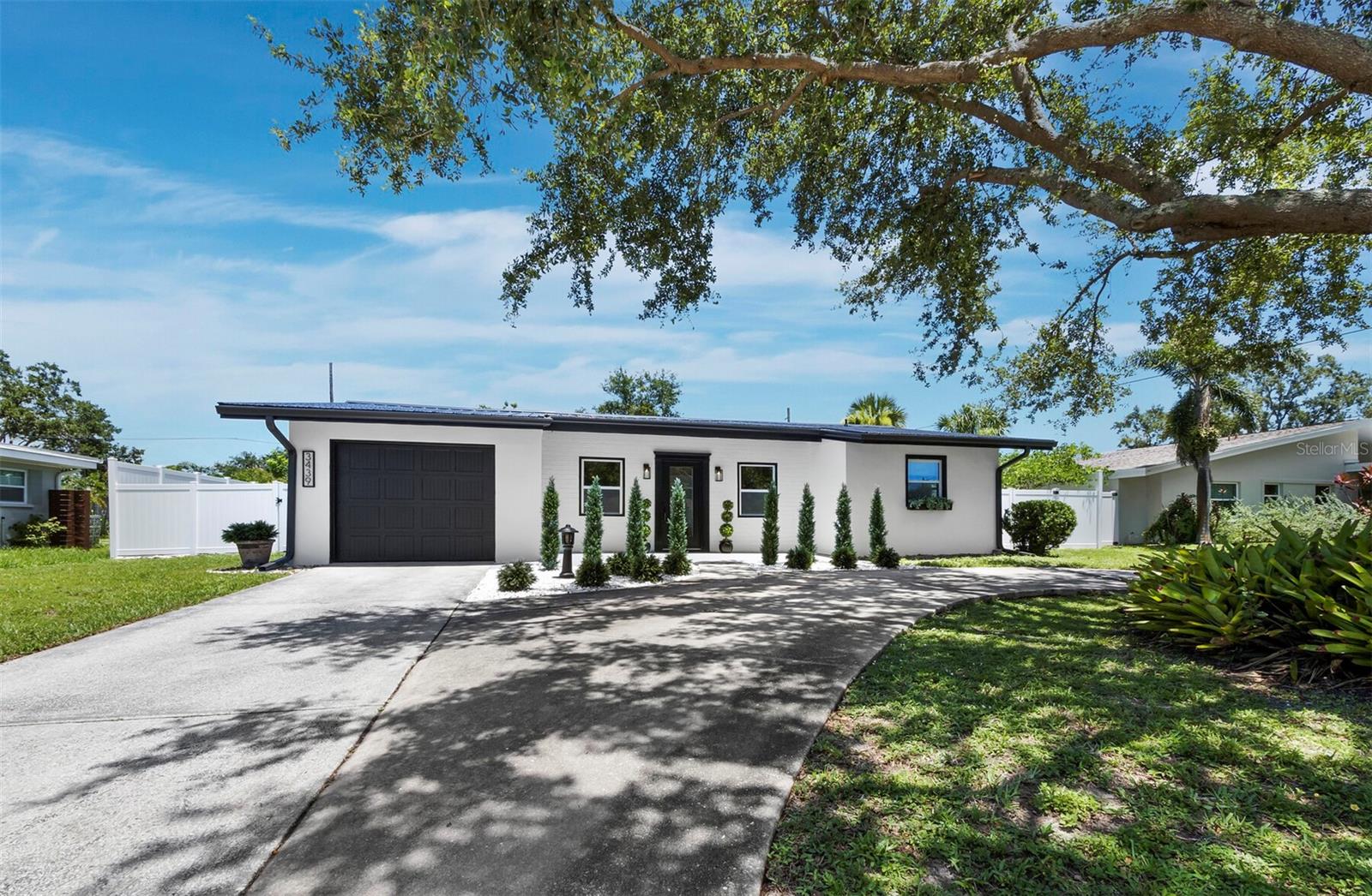3439 FAIR OAKS PLACE