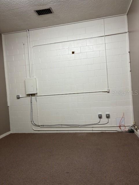 WOODLAND HGTS - Commercial Lease