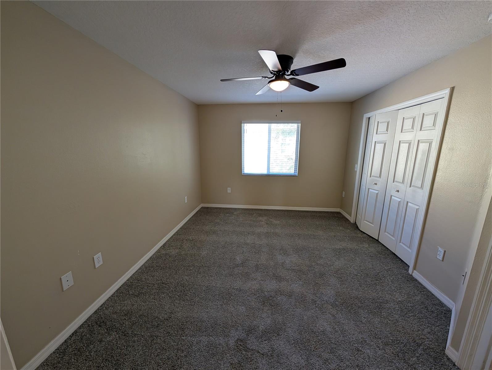 HAMMOCKS - Residential Lease