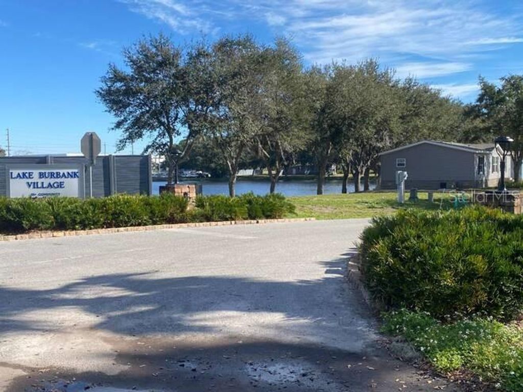 Photo of 2105 Bruce Street, Lakeland, FL 33801 (MLS # L4958650)