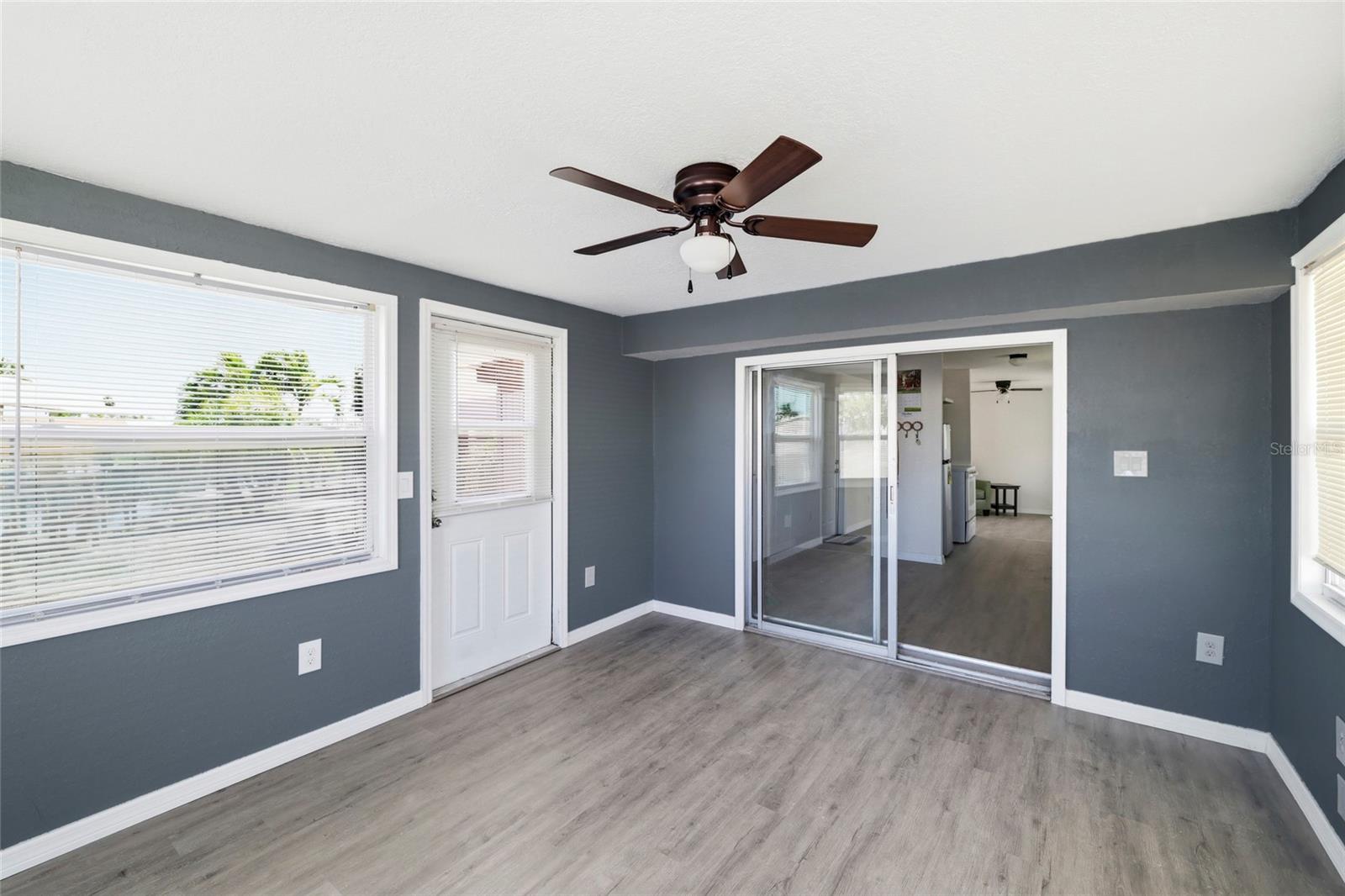 PELICAN HARBOR MOB HOME ESTATES - Residential