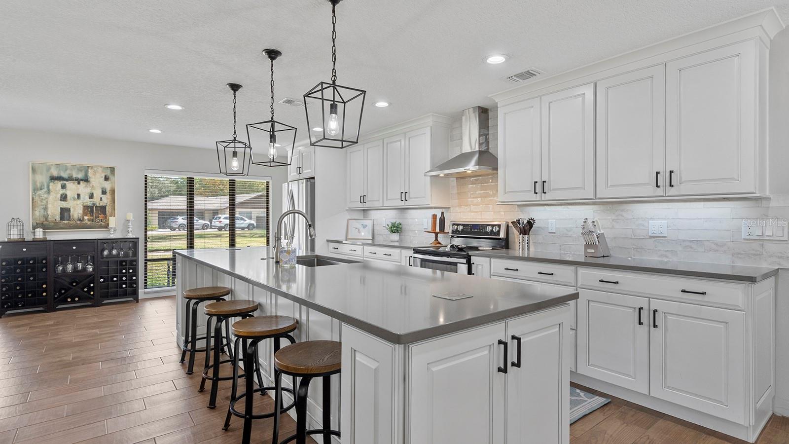 SABAL POINT WHISPER WOOD - Residential