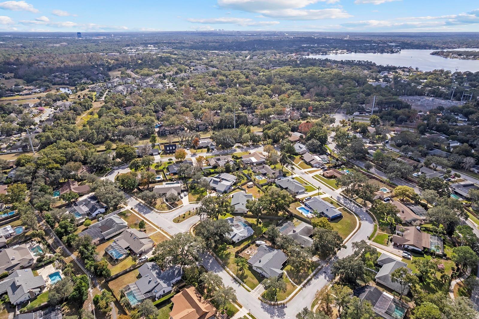 SABAL POINT WHISPER WOOD - Residential