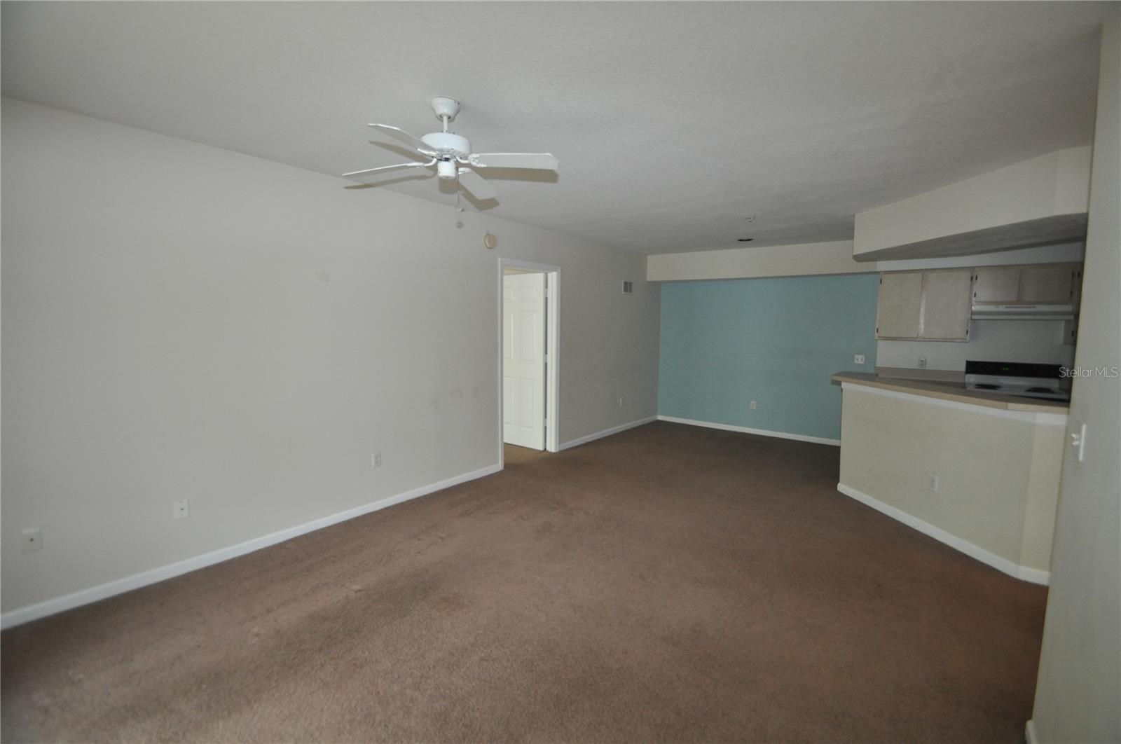 CREST/WATERFORD LAKES - Residential