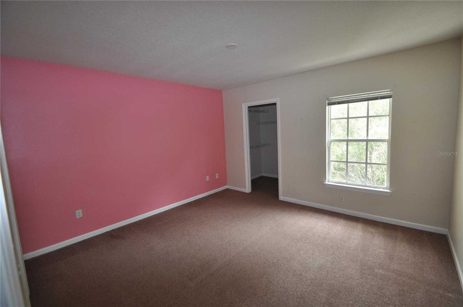 CREST/WATERFORD LAKES - Residential