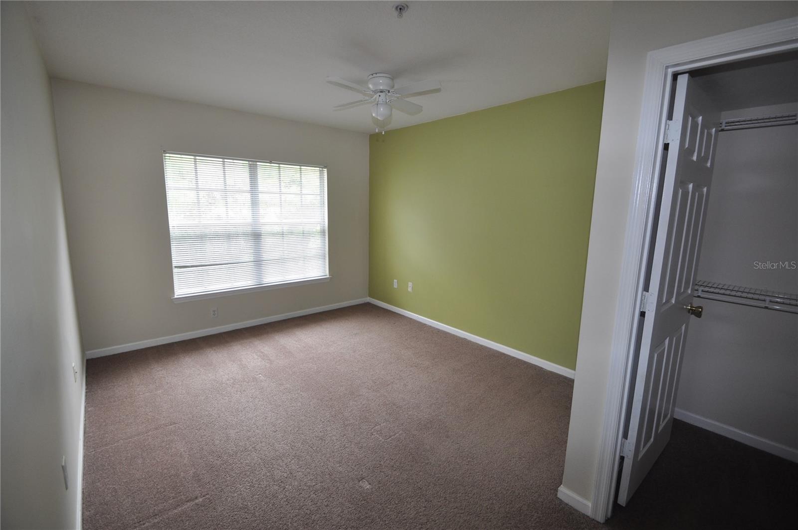 CREST/WATERFORD LAKES - Residential