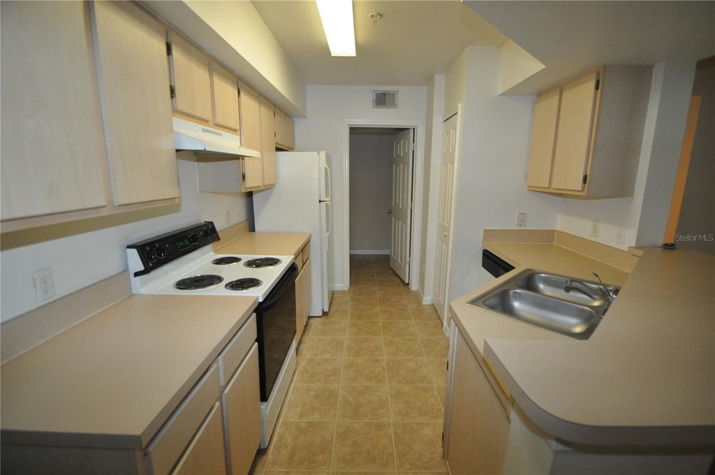 Photo of 738 Crest Pines Drive #734, Orlando, FL 32828 (MLS # O6407954)