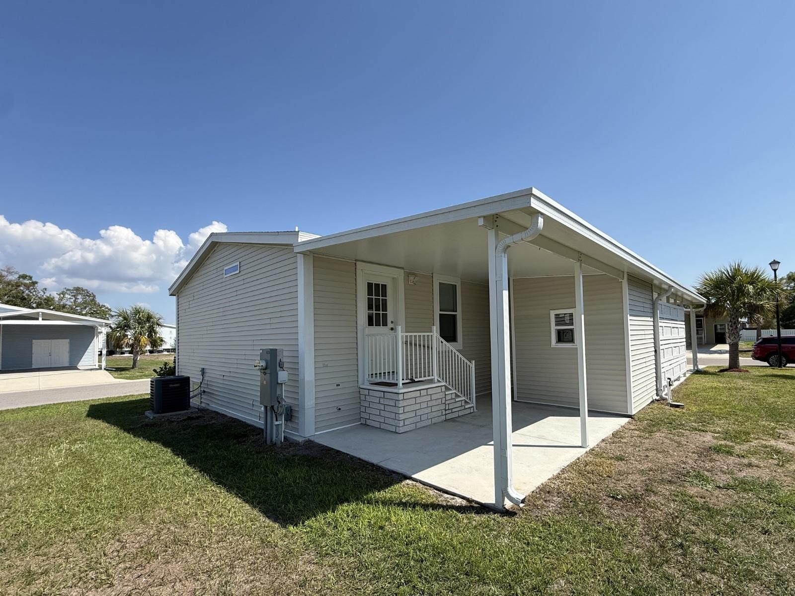 THE WINDS OF ST ARMANDS - Residential
