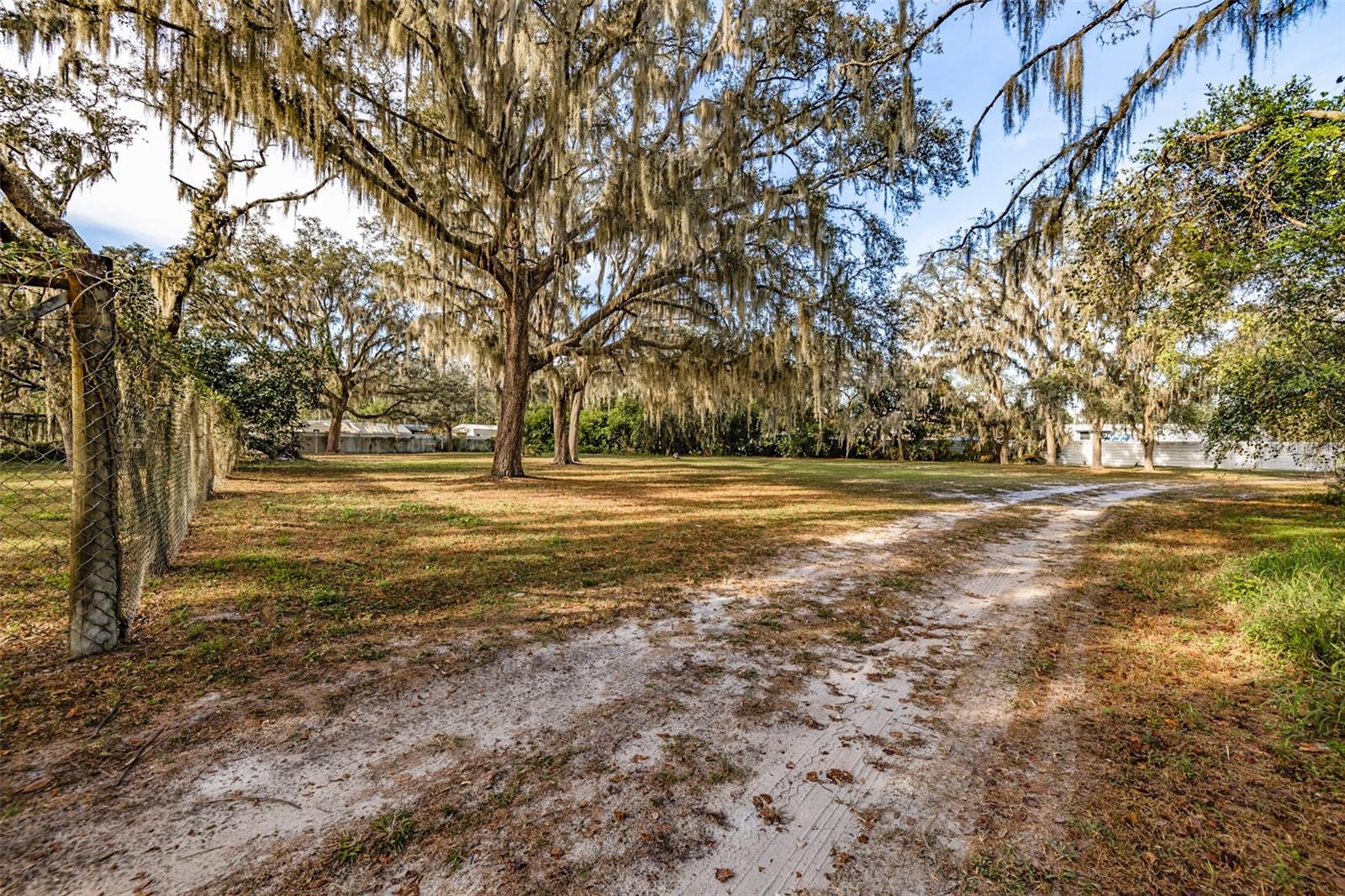 1319 VANCE ROAD