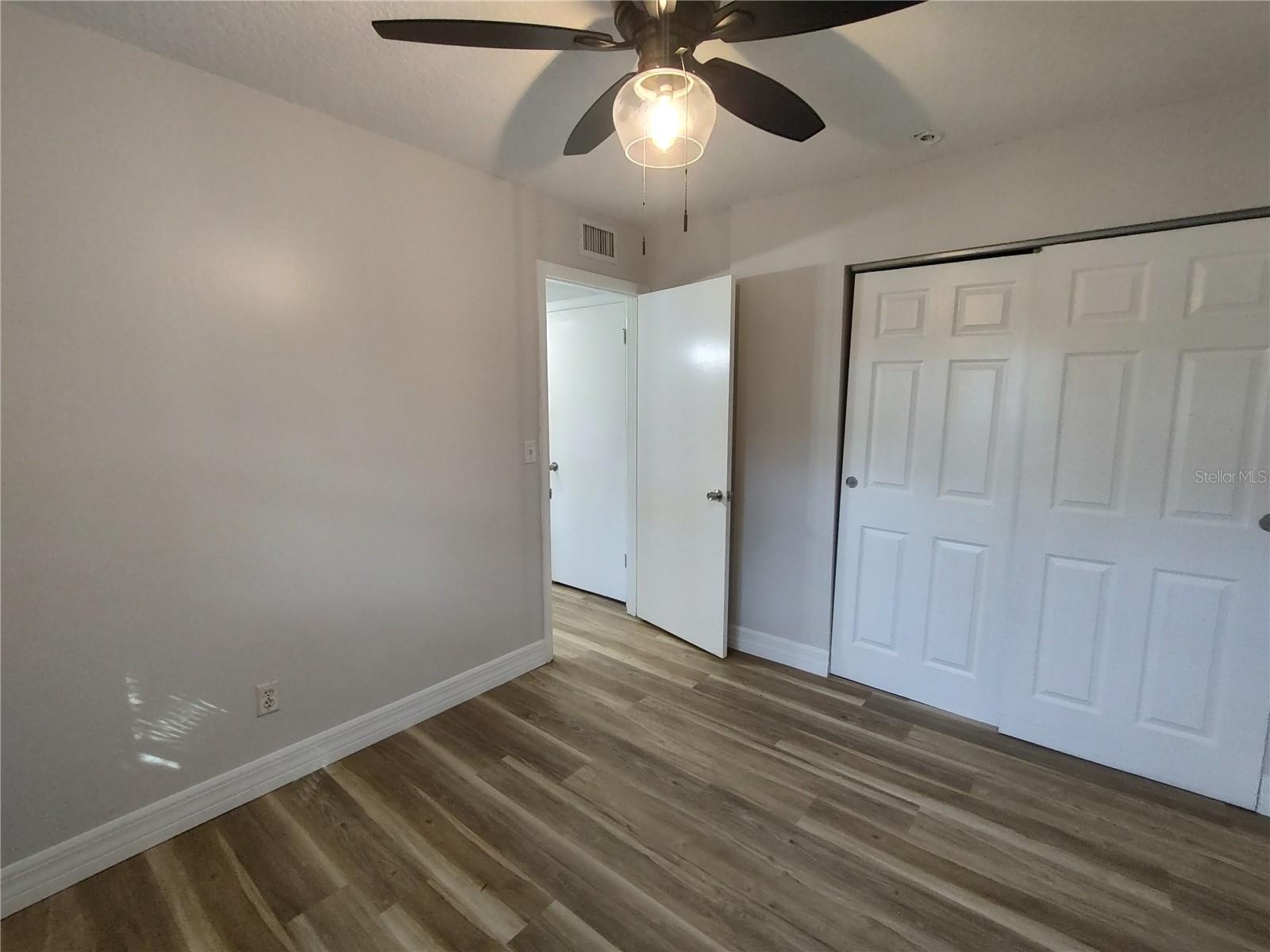 BOND LUMBER CO BLK 07-08 & 15-16 HOWRYS ADD DELAND - Residential Lease