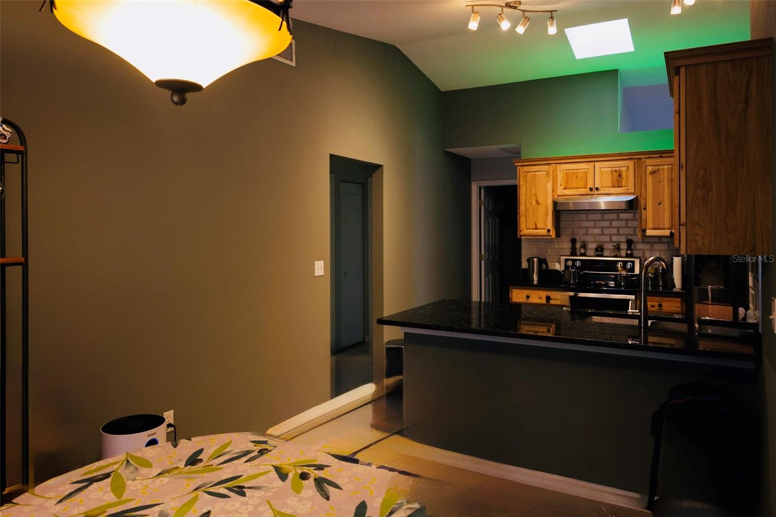 SOUTHWEST QUADRANT PH 01-04 - Residential