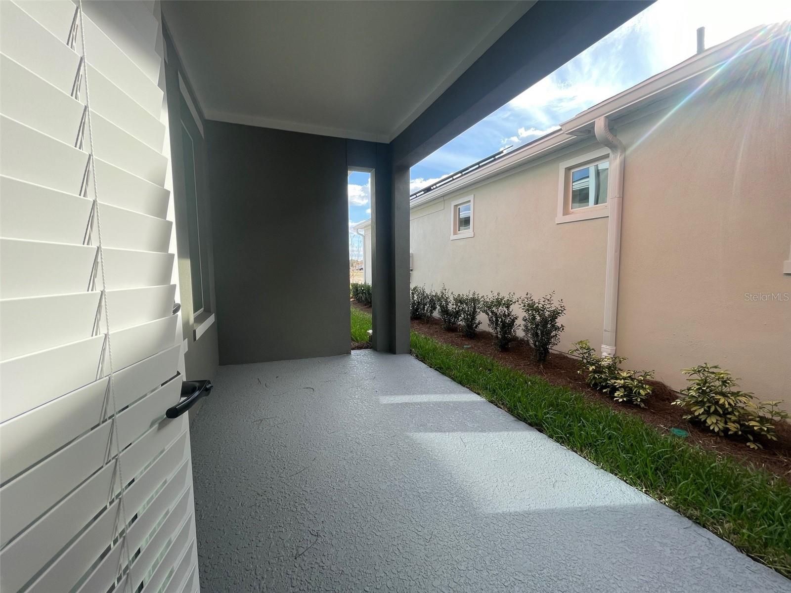 LAUREATE PARK - Residential Lease