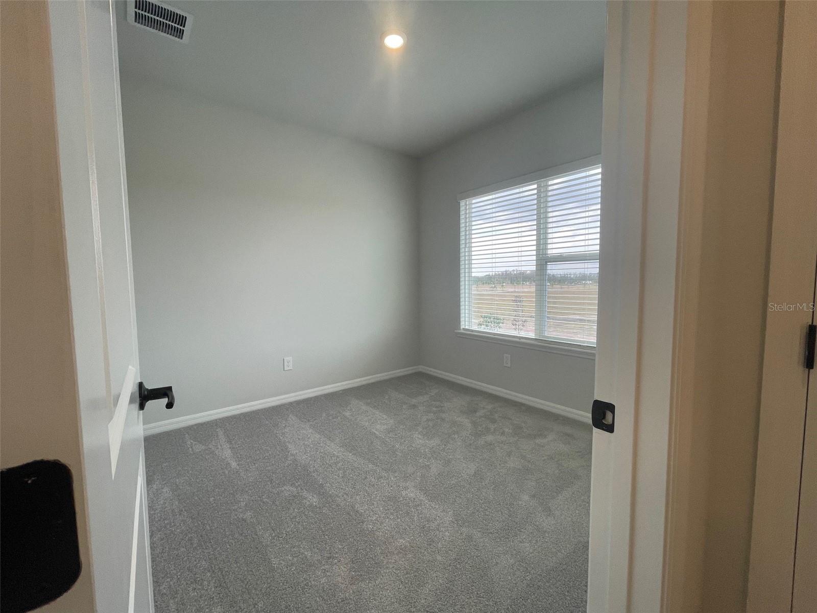 LAUREATE PARK - Residential Lease