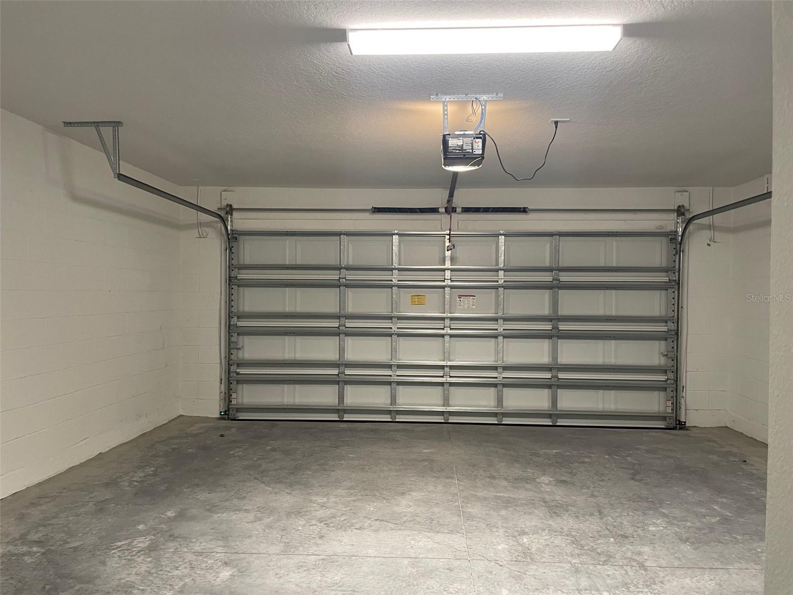 LAUREATE PARK - Residential Lease