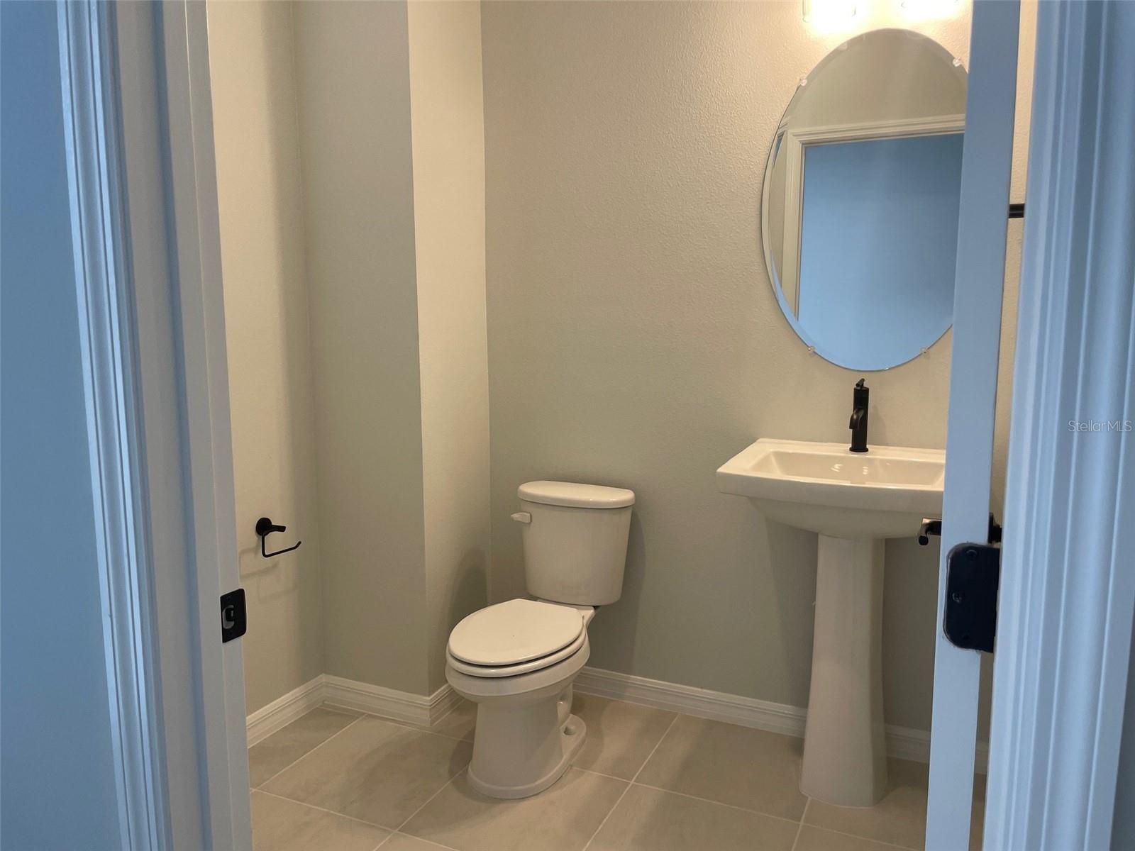 LAUREATE PARK - Residential Lease