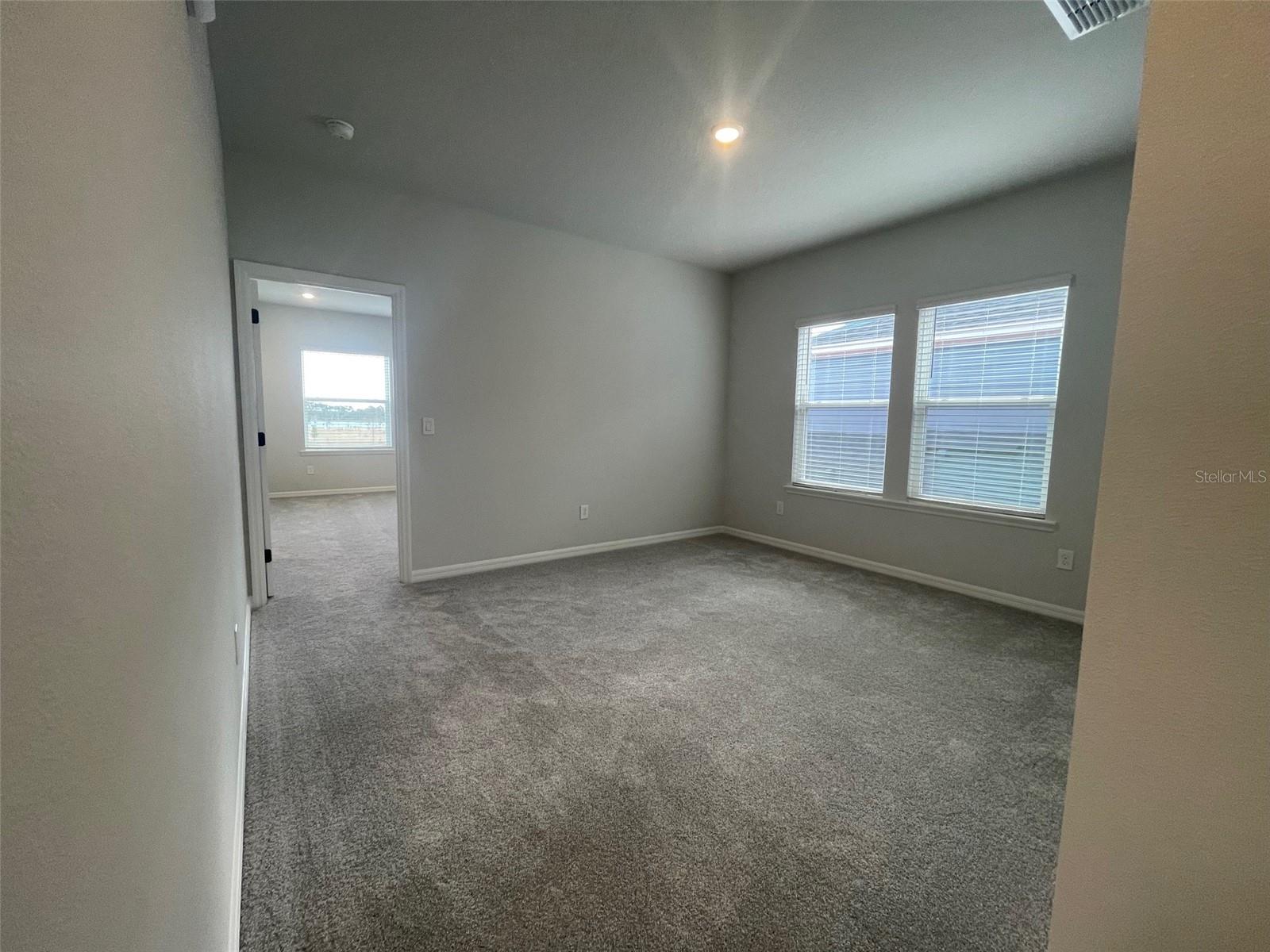 LAUREATE PARK - Residential Lease