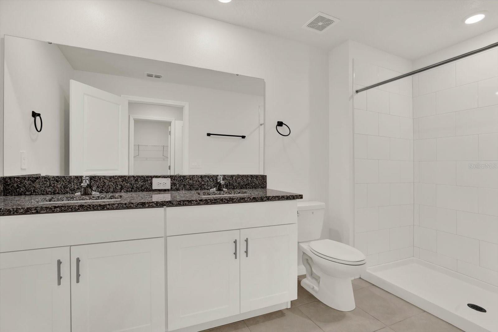 TOWNES/LK THOMAS PH 1 - Residential